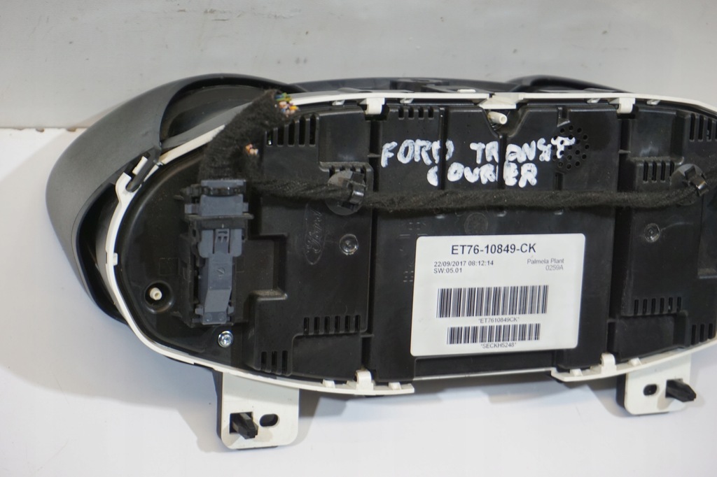 фото №8, Ford transit courier счетчик приборы et76-10849-ck