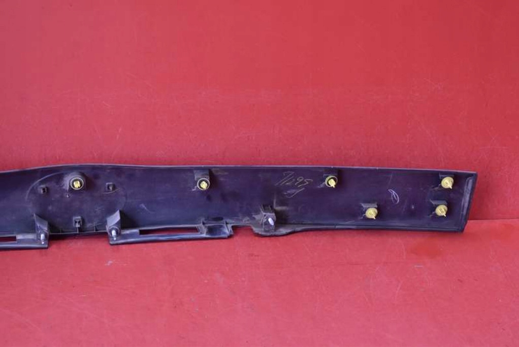 фото №12, Накладка задняя задняя 8t5 76801-47070 toyota prius 3 iii xw30 09-11