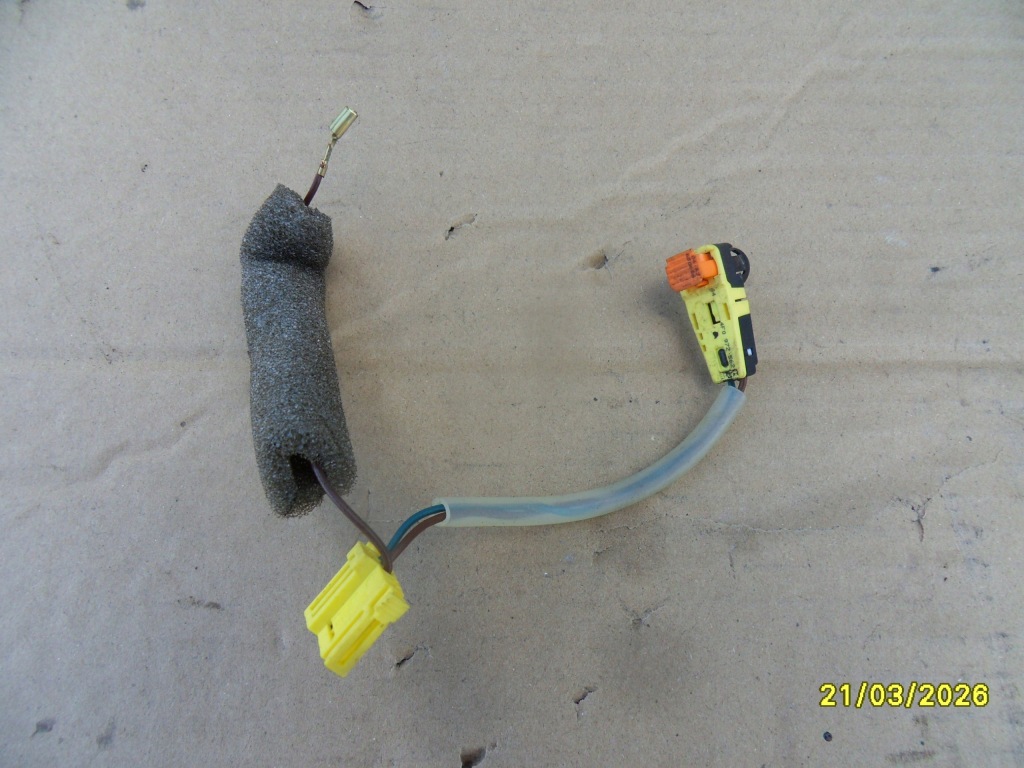 Купити Колодка штекер подушка безпеки volkswagen оригінальний номер 4f0972562