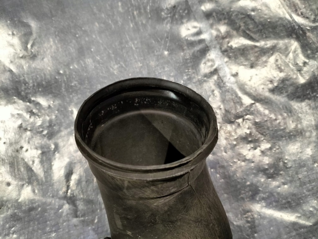 фото №3, Шланг труба воздухозаборник воздуха a6130940087 mercedes w220 3.2 cdi