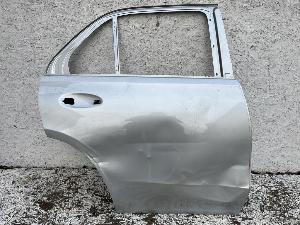 фото №1, Дверь задние правое mercedes gle w167