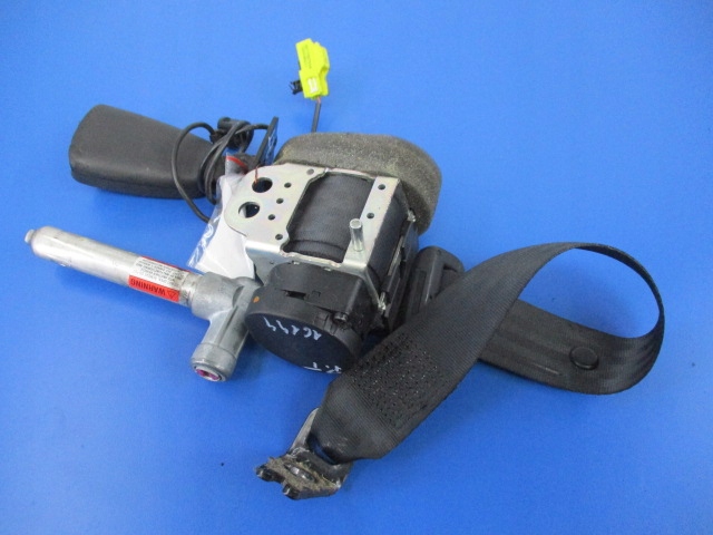 фото №1, Volvo c30 lift pas безопасности правый задняя