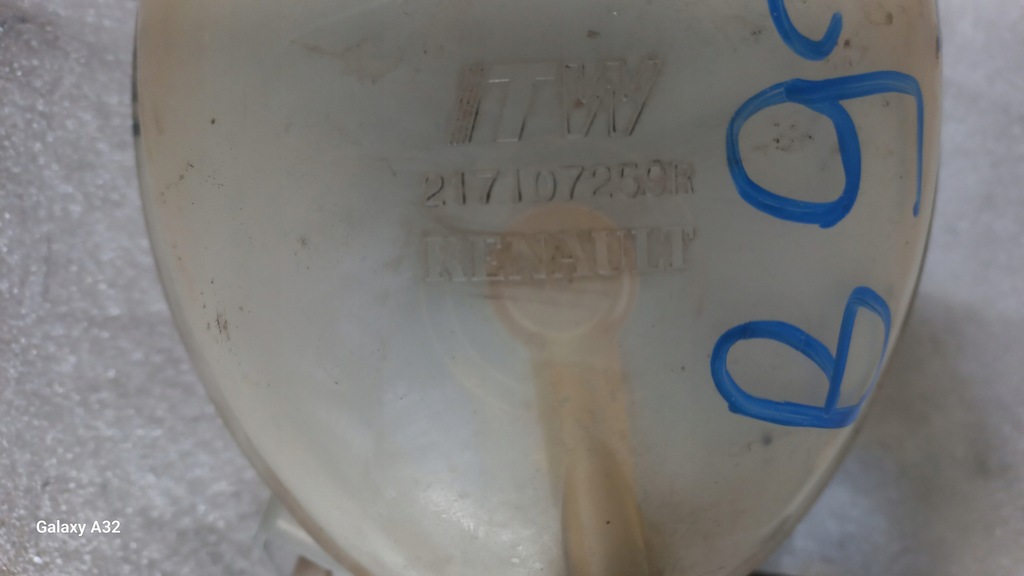 фото №10, Dacia dokker бак wyrowanwczy