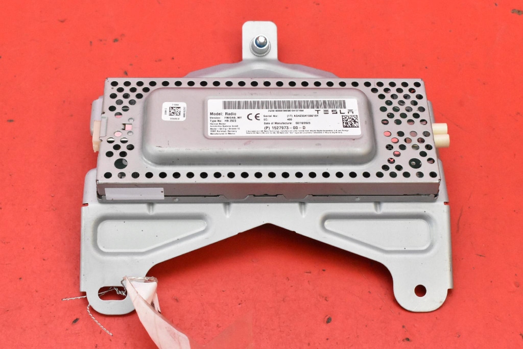 Купить Блок управления модуль радио 1527973-00-d tesla model y 20-