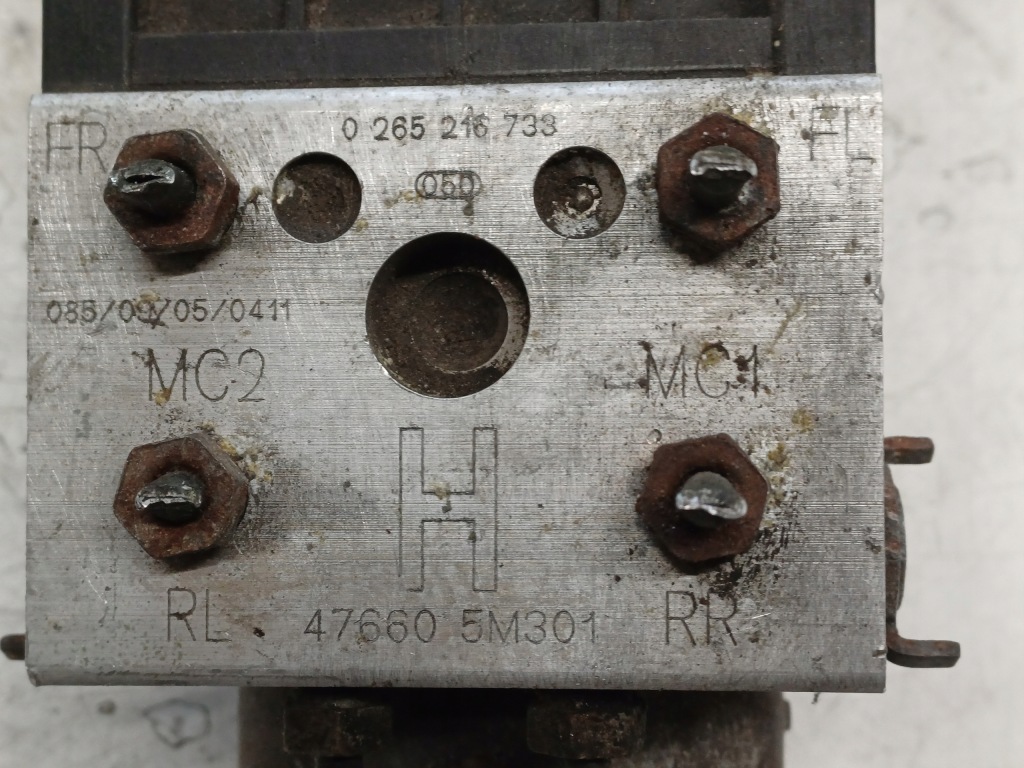 фото №9, Nissan almera n16 - насос abs 476605m301