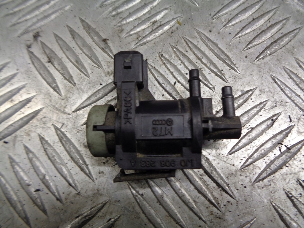 фото №1, Volkswagen оригінальний номер 1j0906283a клапан вакууму