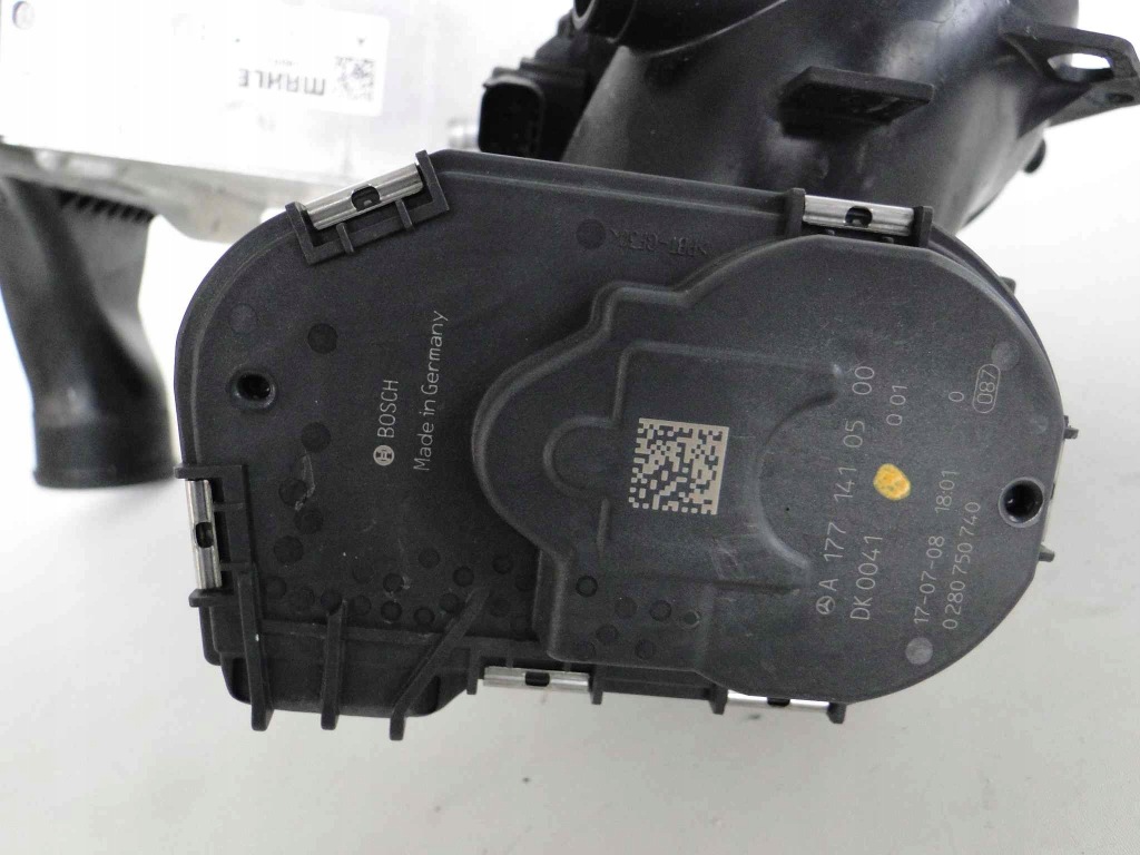 Купить Mercedes радиатор интеркулер правый  m177 бензин