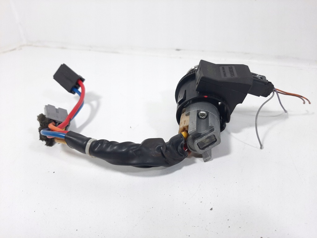 фото №13, Peugeot 306 lift 1.4 99r набор стартовый блок управления двигателя bosch 0261206211