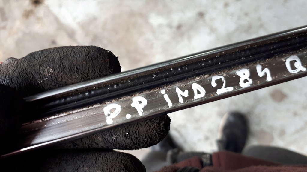 фото №8, Q5 8r молдинг хром кузовна права 8r0853704b