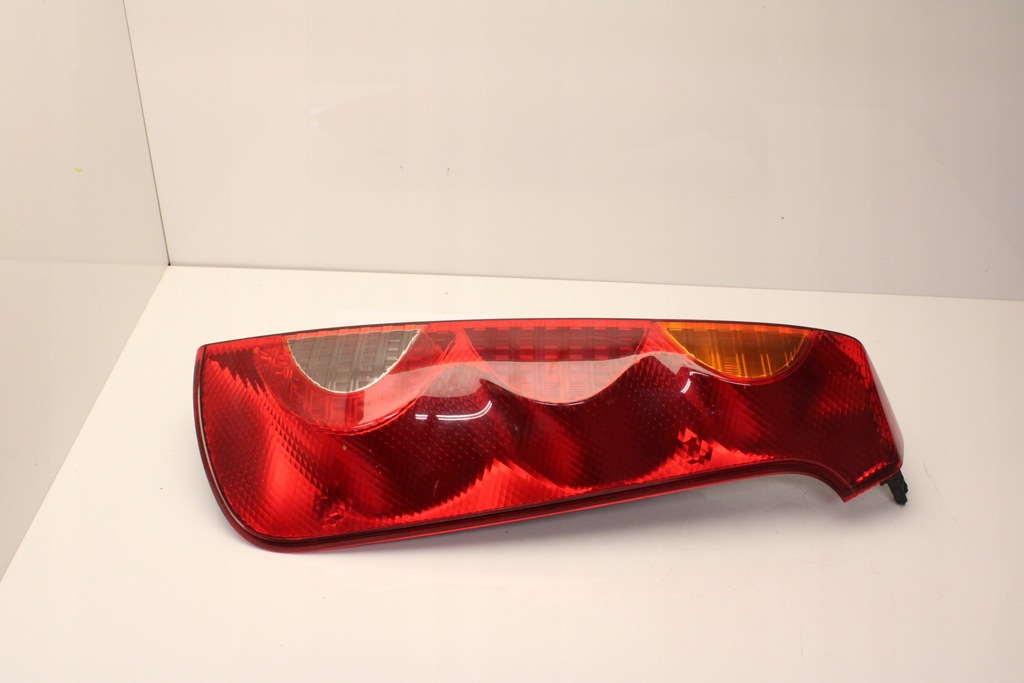 фото №1, Nissan note i e11 лампа права задня правий задня