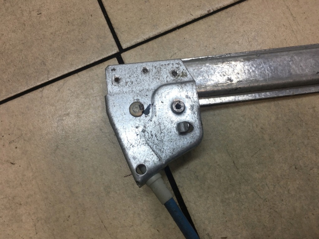 фото №9, Підйомник скло правий перед peugeot 307 sw