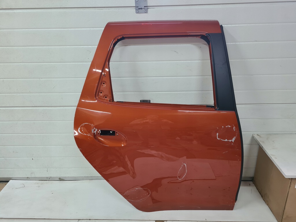 фото №1, Dacia duster ii дверь правое задняя задние 2017-