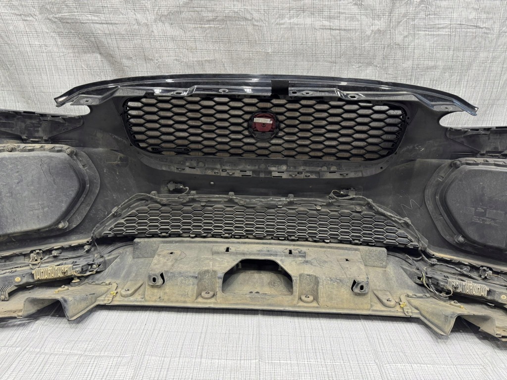 фото №8, Бампер передній jaguar e-pace r-dynamic