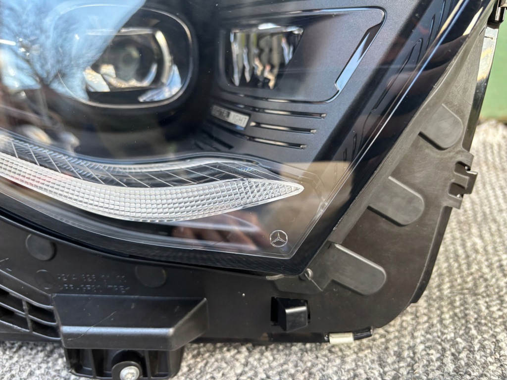 Mercedes e klasa 214 w214 фара правый  перед передняя фара digital с Разборки