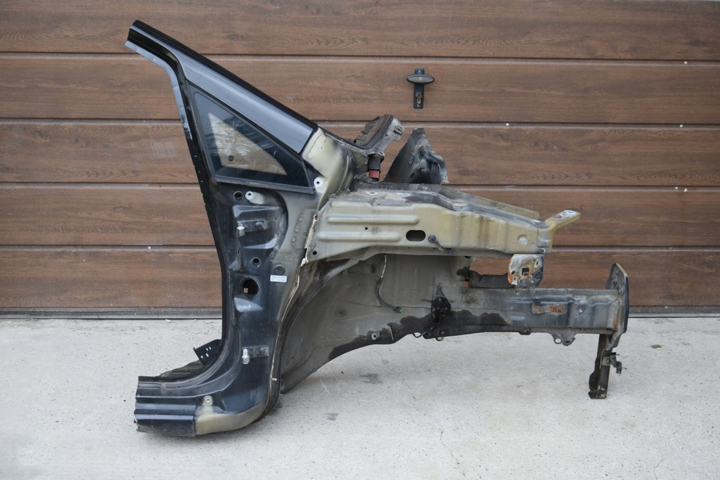 фото №1, Лонжерон подкрылок стекло fiat linea 07-15r. правая