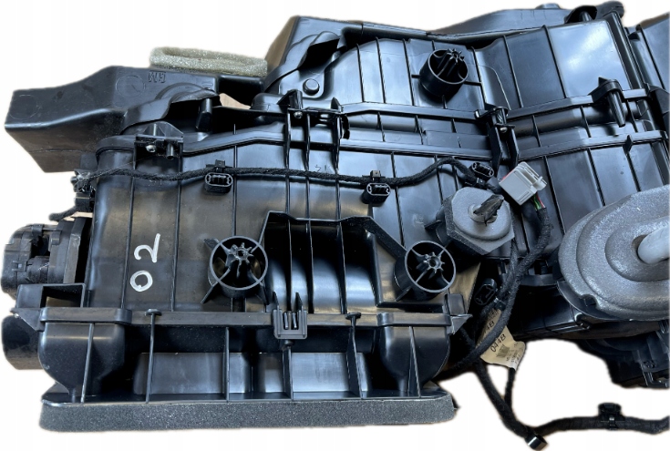 O2 cadillac escalade iv 2014 - 6.2 gm отопитель воздуходувка 23117425 Цена