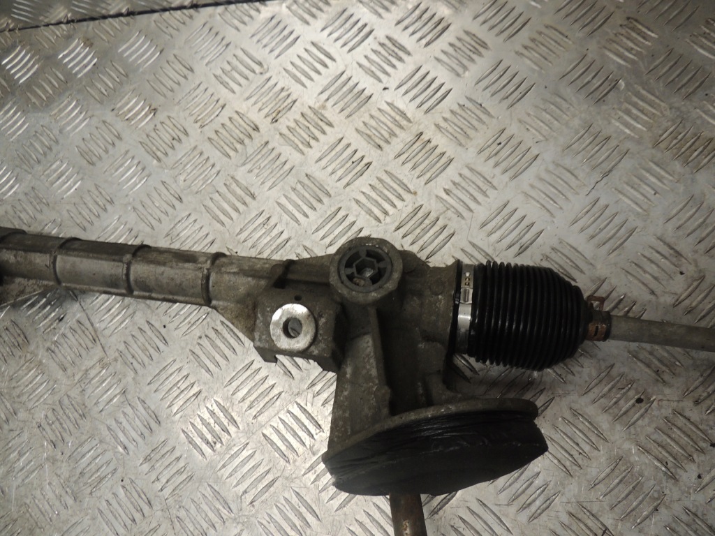 Twingo 2 1.2 рулевая рейка в Украине