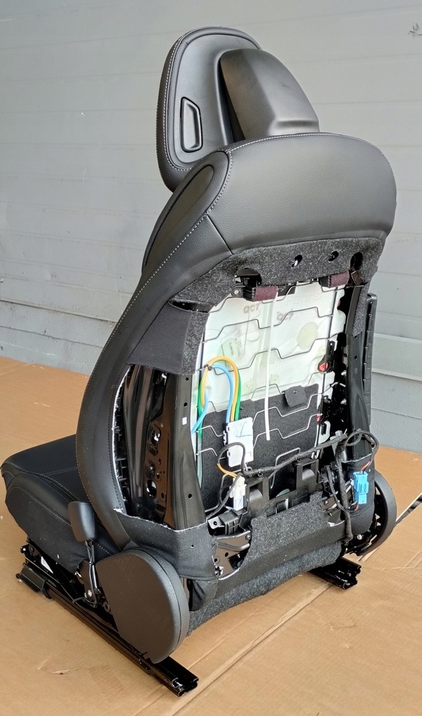 фото №5, Сиденье пассажира правый перед mercedes c klasa w206 кожа