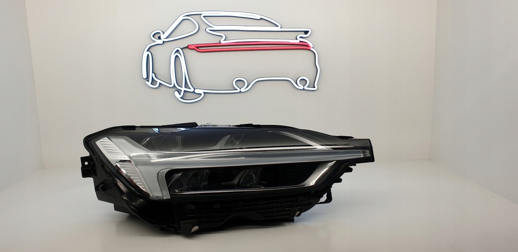 Купить Volvo xc60 2 2 full led 31655231 фара правый  европа