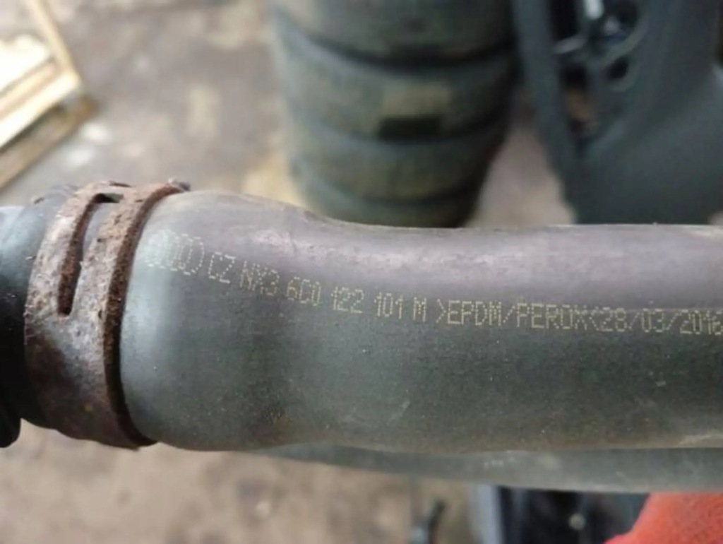 фото №6, Skoda fabia iii 1.0 mpi пабтрубок  шланг воды 6c0122101m