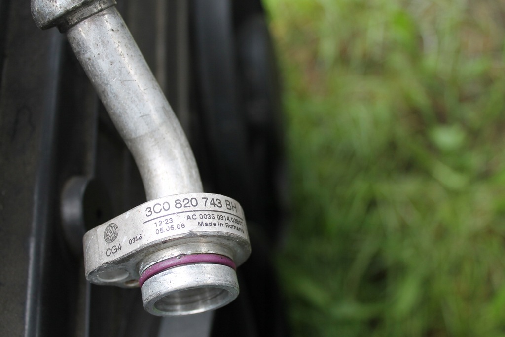 фото №1, Шланг кондиціонера 3c0820743bh passat b6 2.0 tdi