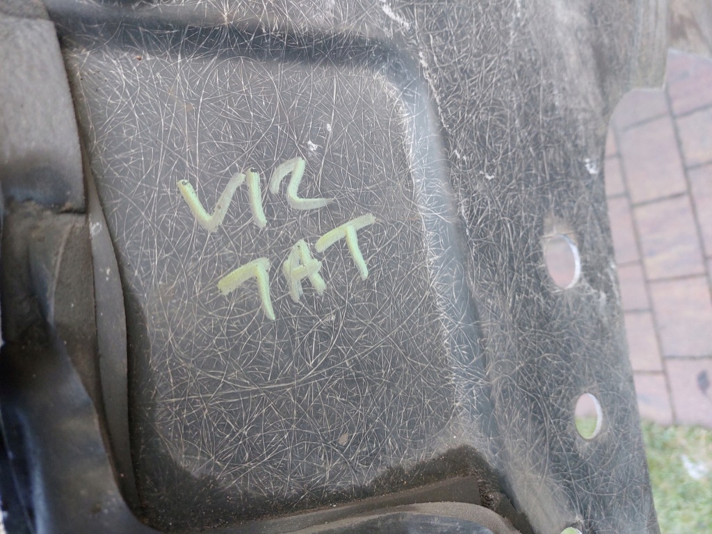 Накладка підвіска ferrari 612 scaglietti f137 04r в Україні