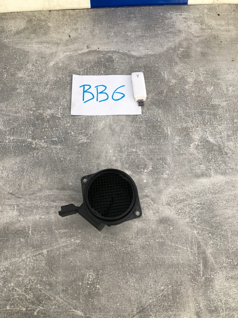 фото №1, Расходомер audi 038906461b