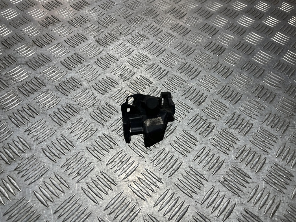 фото №1, Заглушка датчика парковки левая renault clio v 19-