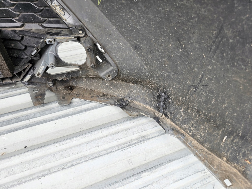 фото №9, Toyota corolla e21 19r- hb kombi бампер перед