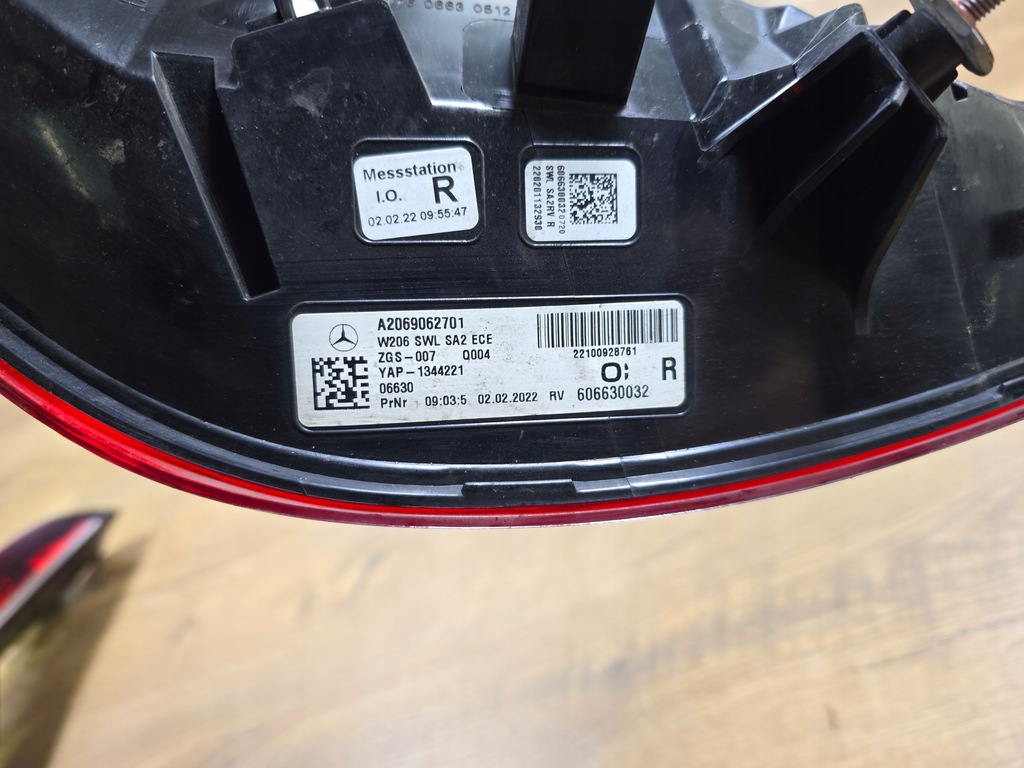 фото №7, Mercedes c klasa w206 sedan лампа задняя задняя правая a2069062701
