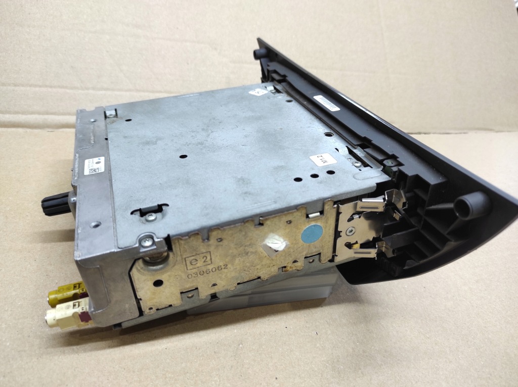 фото №4, Радіо cd заводський cabasse renault laguna iii 281150005r