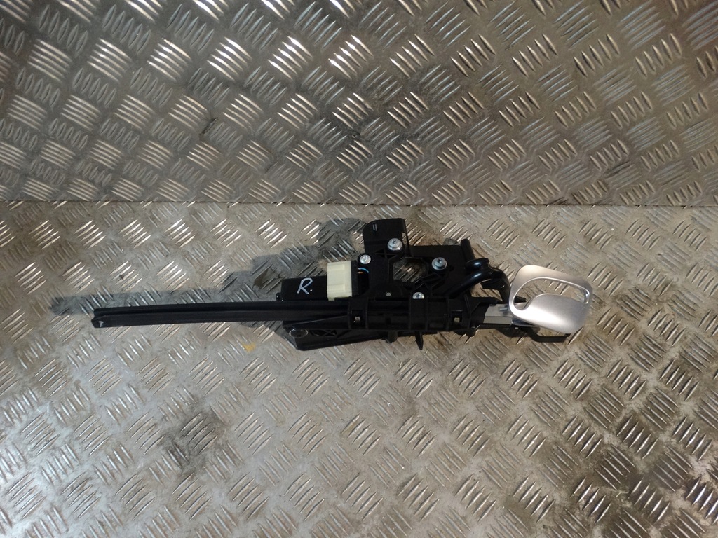 фото №1, Idealny podajnik поперечина правый bentley gtc 1