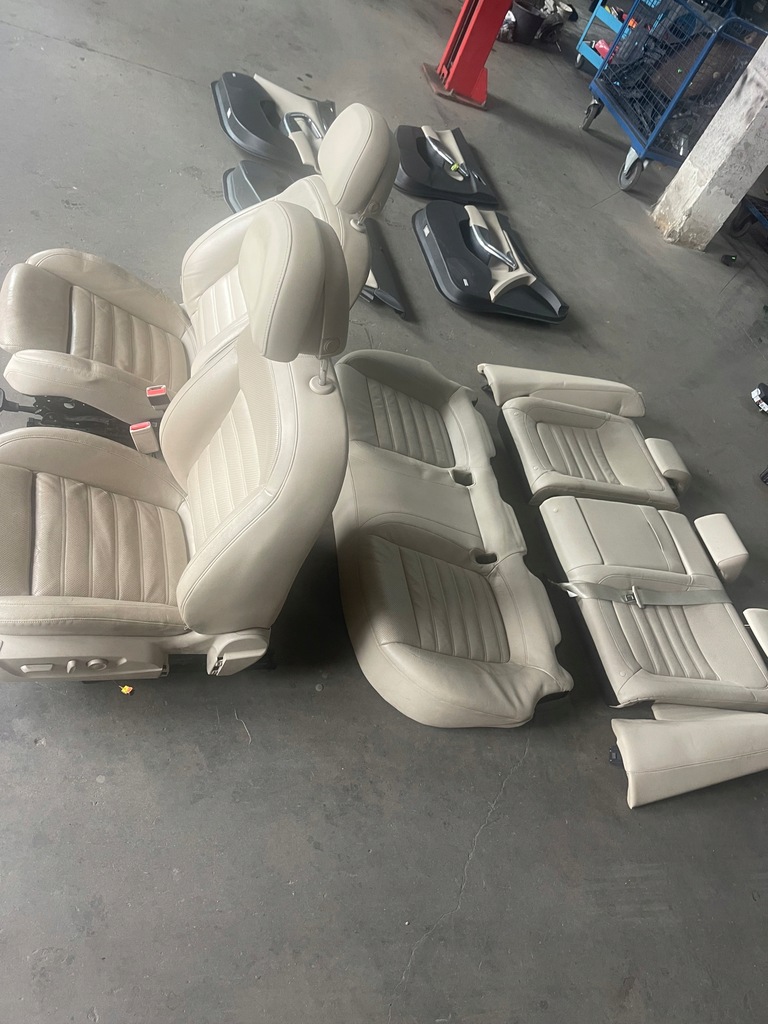 фото №1, Opel insignia a кожа вентиляция память подогрев