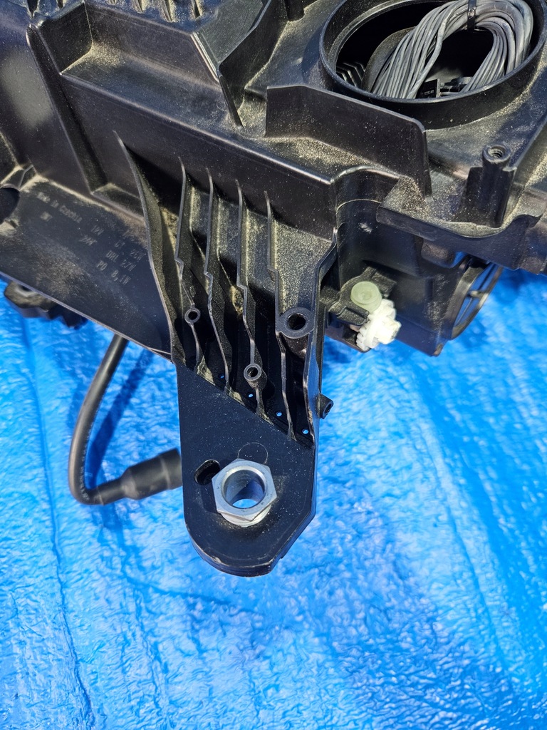 фото №13, Skoda enyaq full led правая лампа перед 5lb941016a