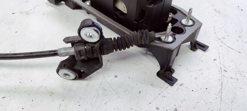 фото №6, Выборщик домкрат автоматическая коробка передач audi q3 f3 5qh713023l