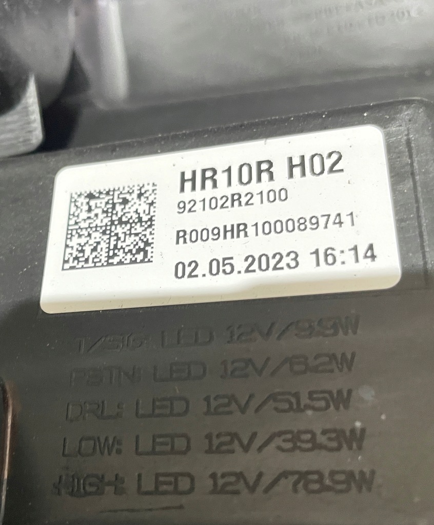 фото №8, Kia sportage v лампа правая 92102r2100 całe не ремонтировалась