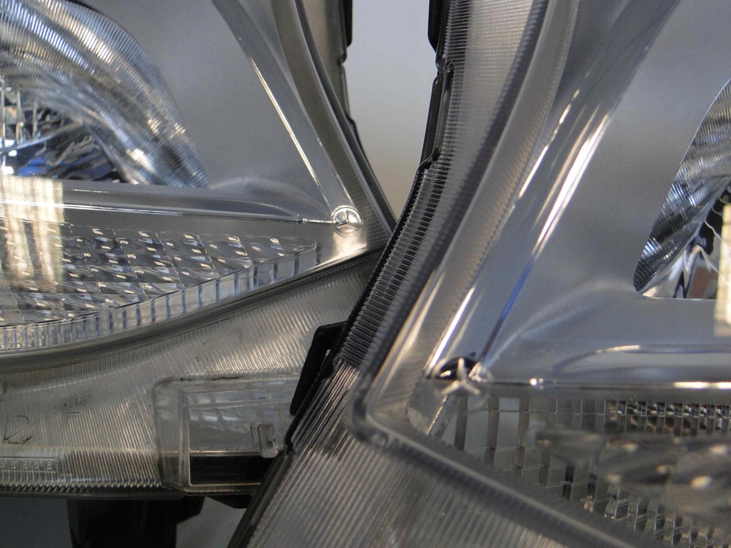 фото №7, Mercedes-benz оригинальный номер a9109060100 лампа передняя p