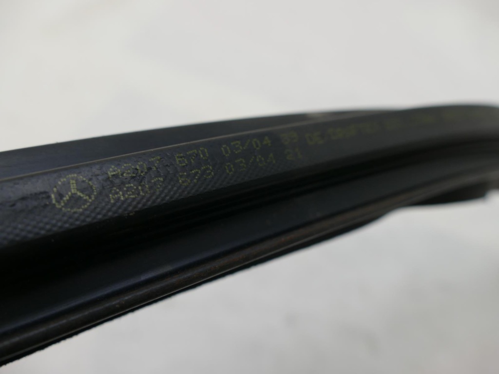 Купити Mercedes w207 a207 кабріолет  прокладка скло l.t.