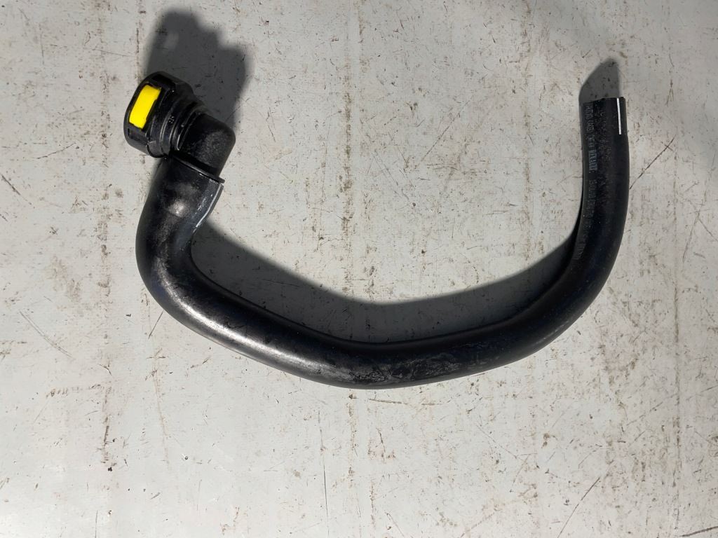 фото №1, Renault оригінальний номер renault megane 1.5dci шланг вентиляція картера новий 8200421505