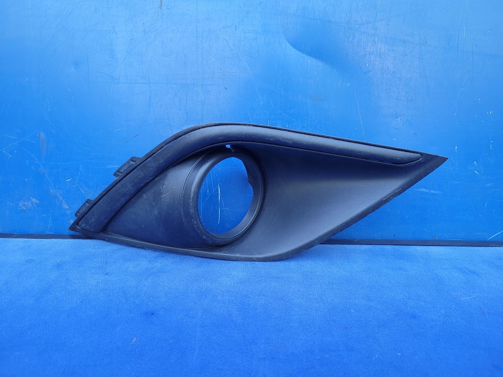 фото №1, Mitsubishi outlander lift 15-18 рамка решітка права