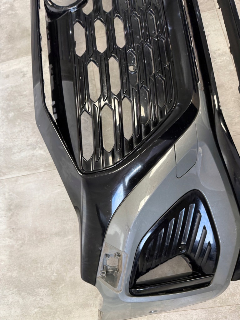Бампер перед з решітка audi e-tron 4ke q8 etron s-line омивачі 6pdc black Оригінал