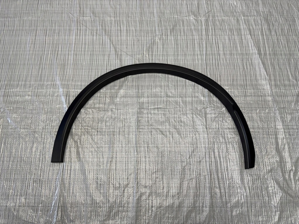 Купити Maserati grecale trofeo молдинг крила