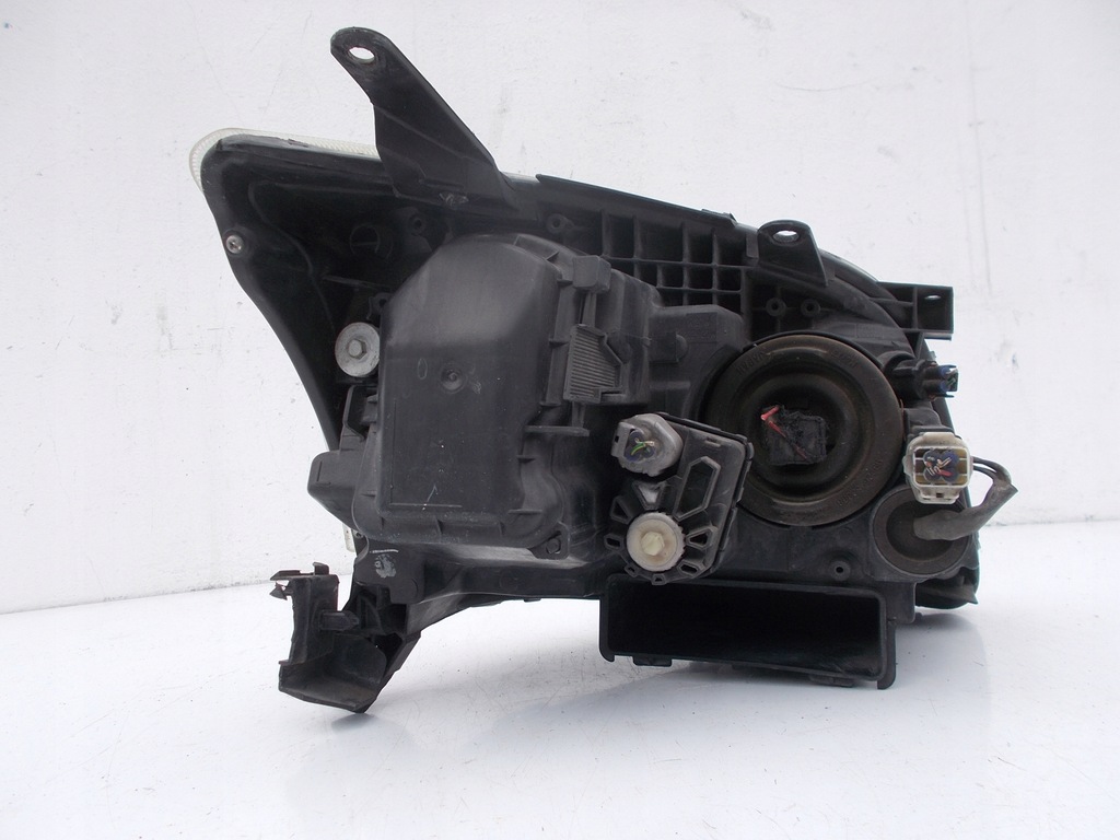 фото №6, Фара лампа левая toyota avensis t25 t-25 левый