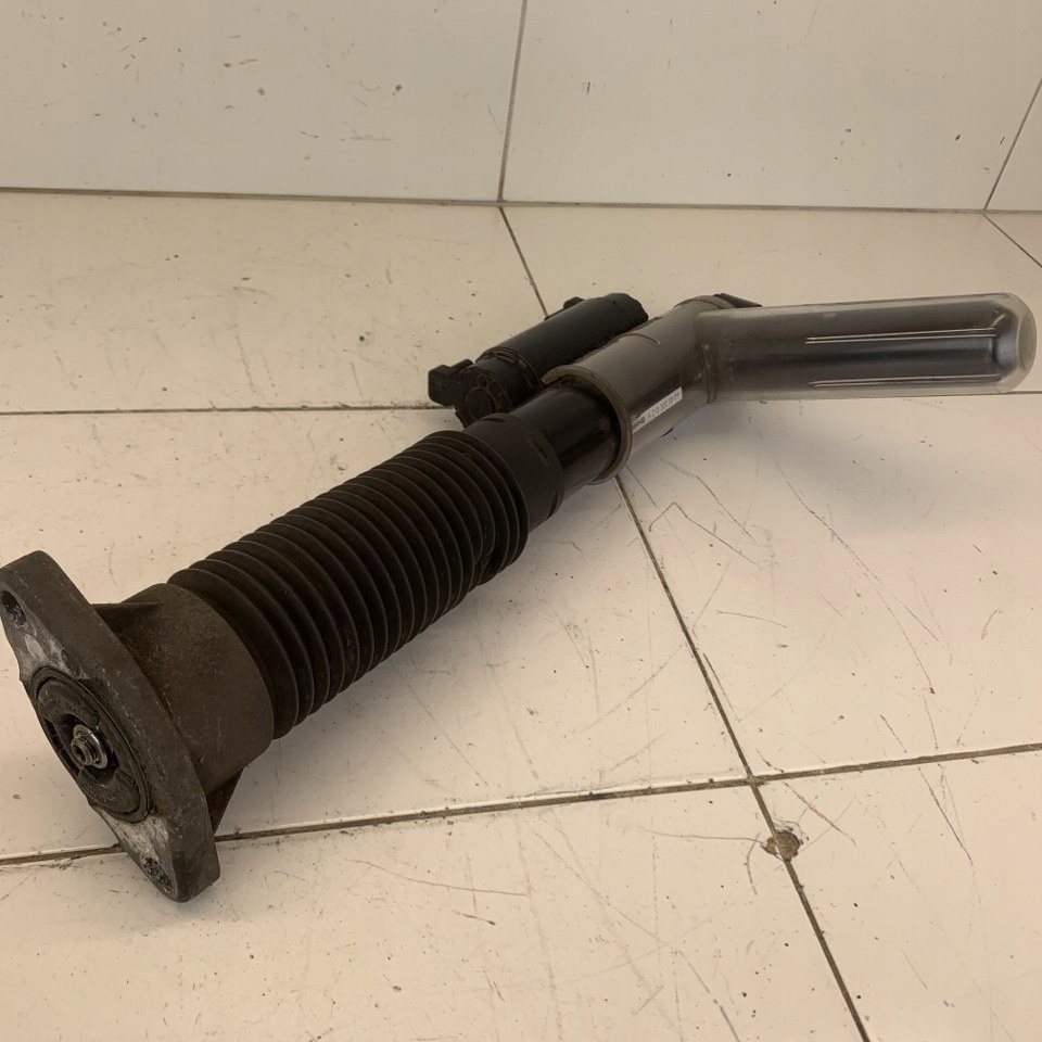 Амортизатор ads задний  правый левый комплект mercedes e-klasa w213 amg 4matic 17r Киев