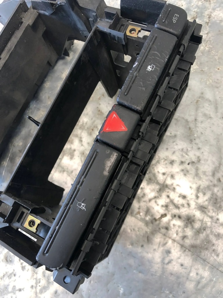 фото №2, Корзина рамка радіо audi a4 b6 8e0858005e