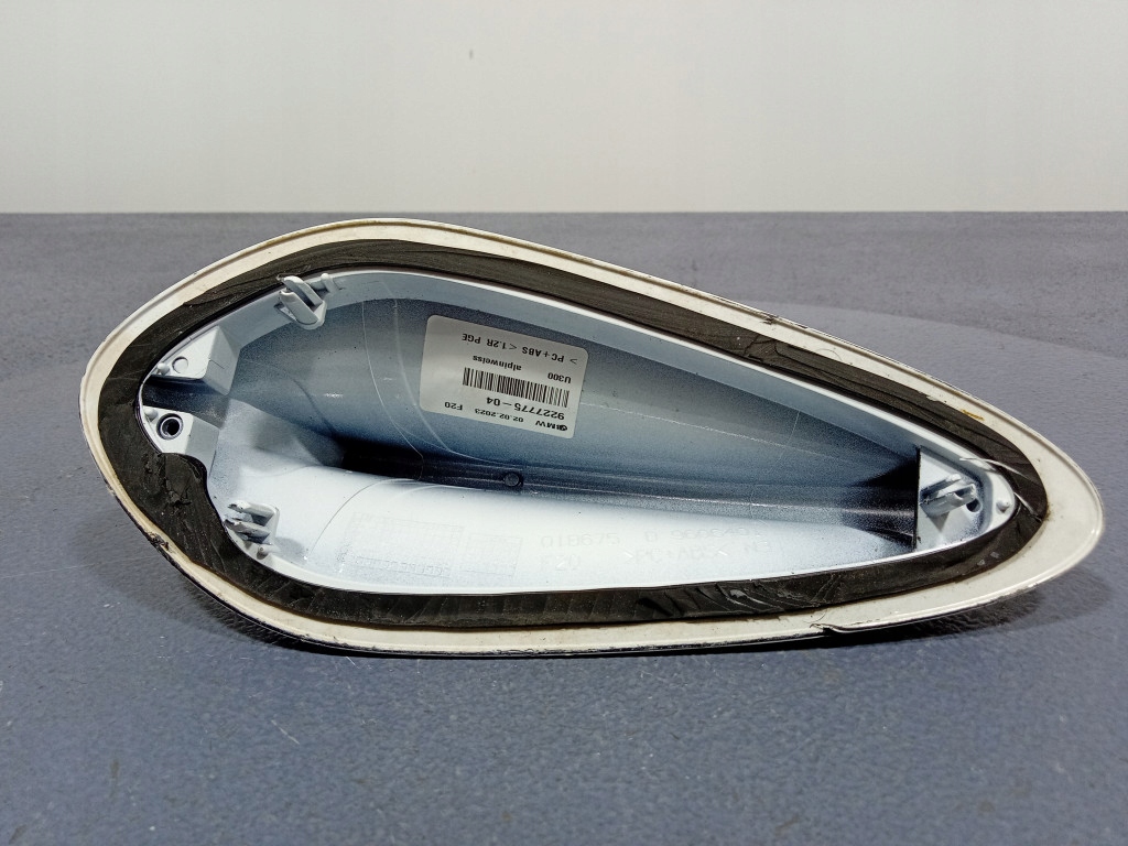 фото №7, Bmw 1 f40 плавник корпус антенны крышный 9227775