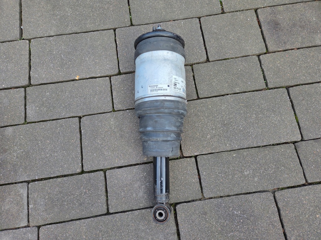 Купить Range rover sport l320 амортизатор пневматический задний  lr041110