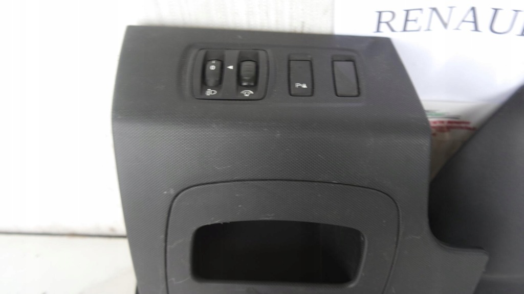 фото №2, Пластик захист консолі бардачок водія кнопка запуск стоп renault clio iv