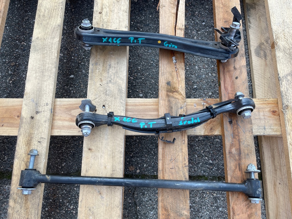 фото №1, Mercedes x166 gls рычаг правый задняя