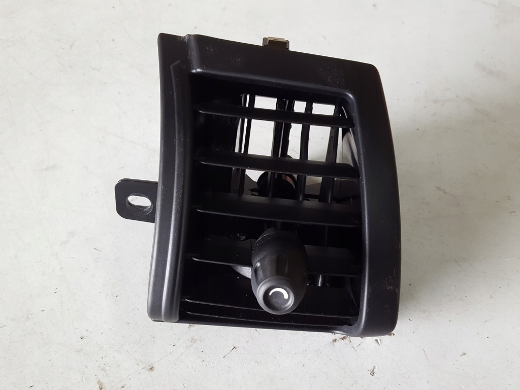 фото №1, Mini cooper f55 f56 решётка обдув правая средняя